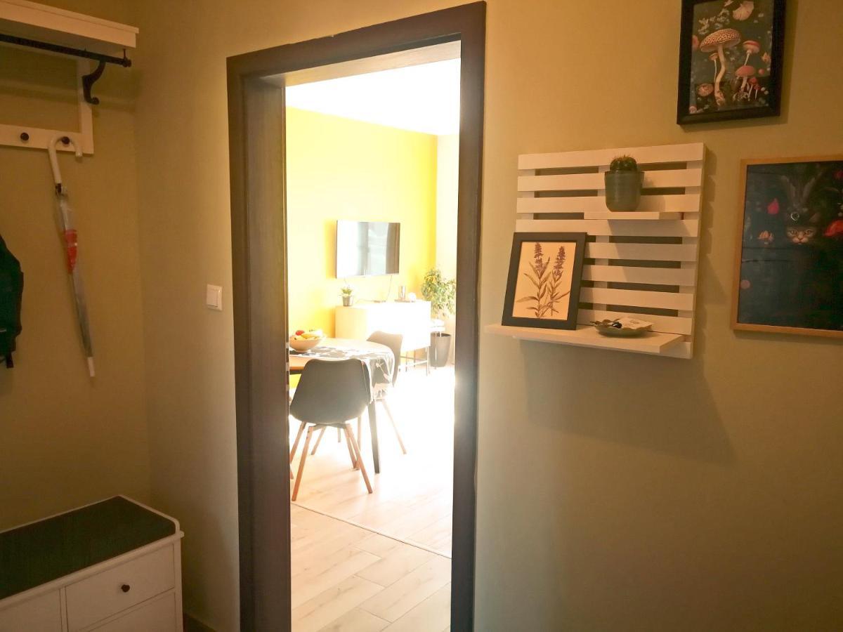 Kalina Apartment Kazanluk Bagian luar foto