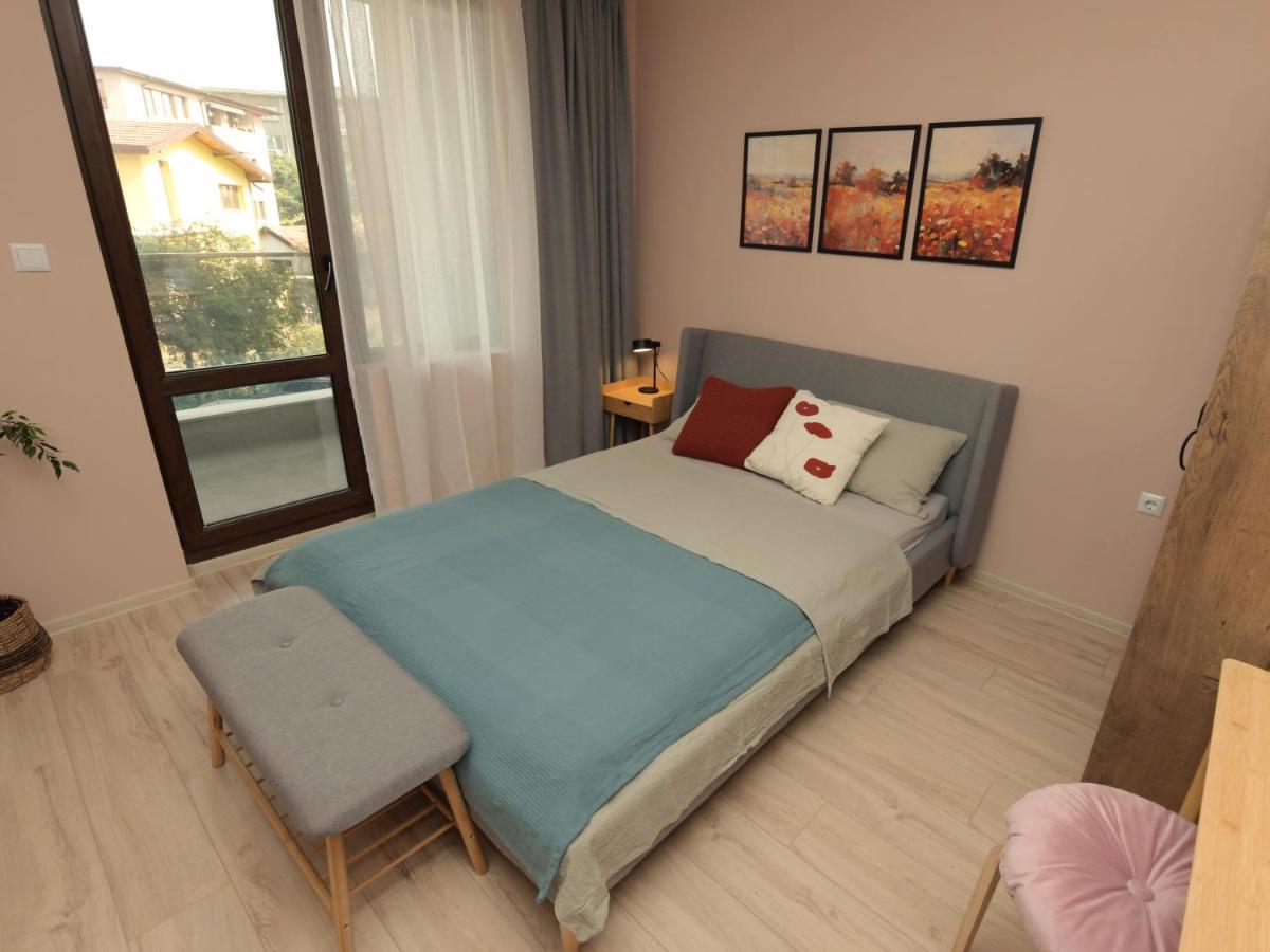 Kalina Apartment Kazanluk Bagian luar foto