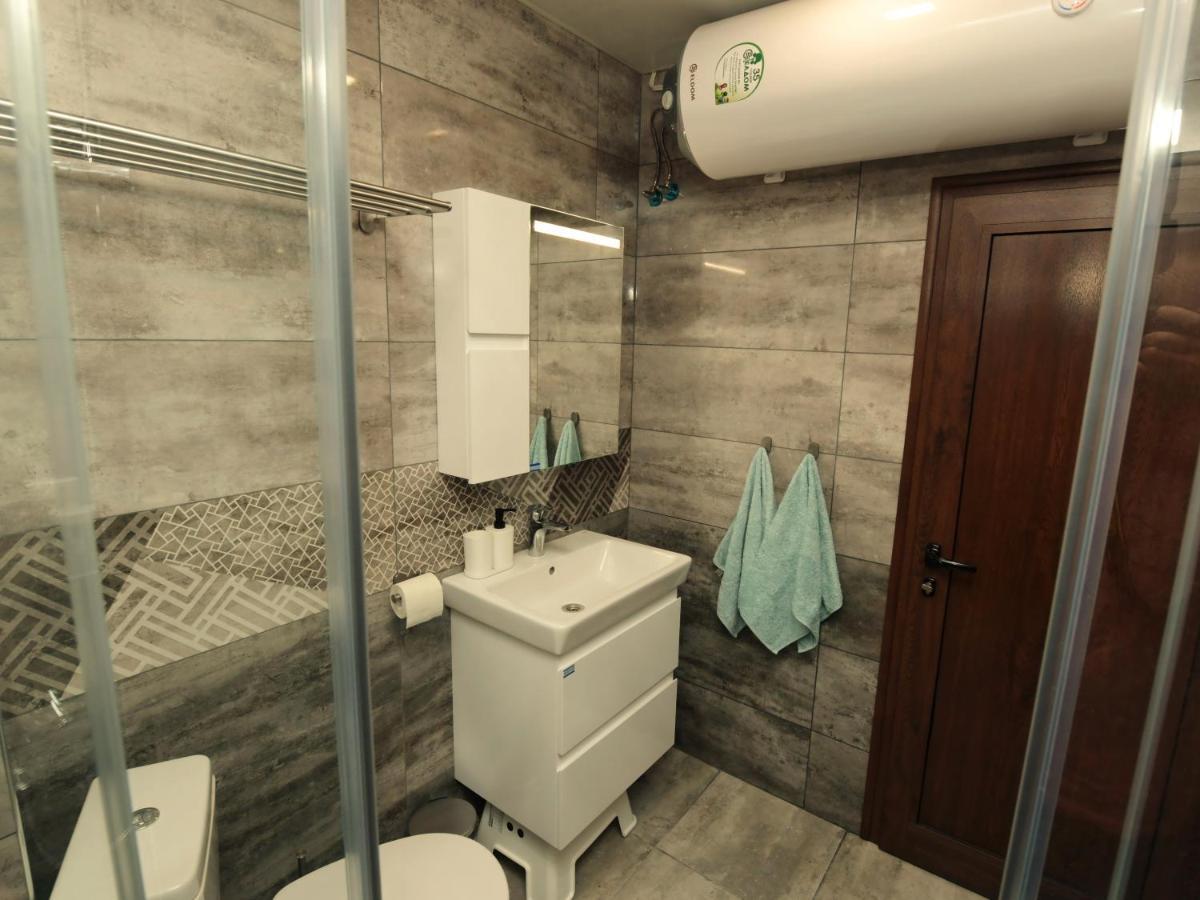 Kalina Apartment Kazanluk Bagian luar foto
