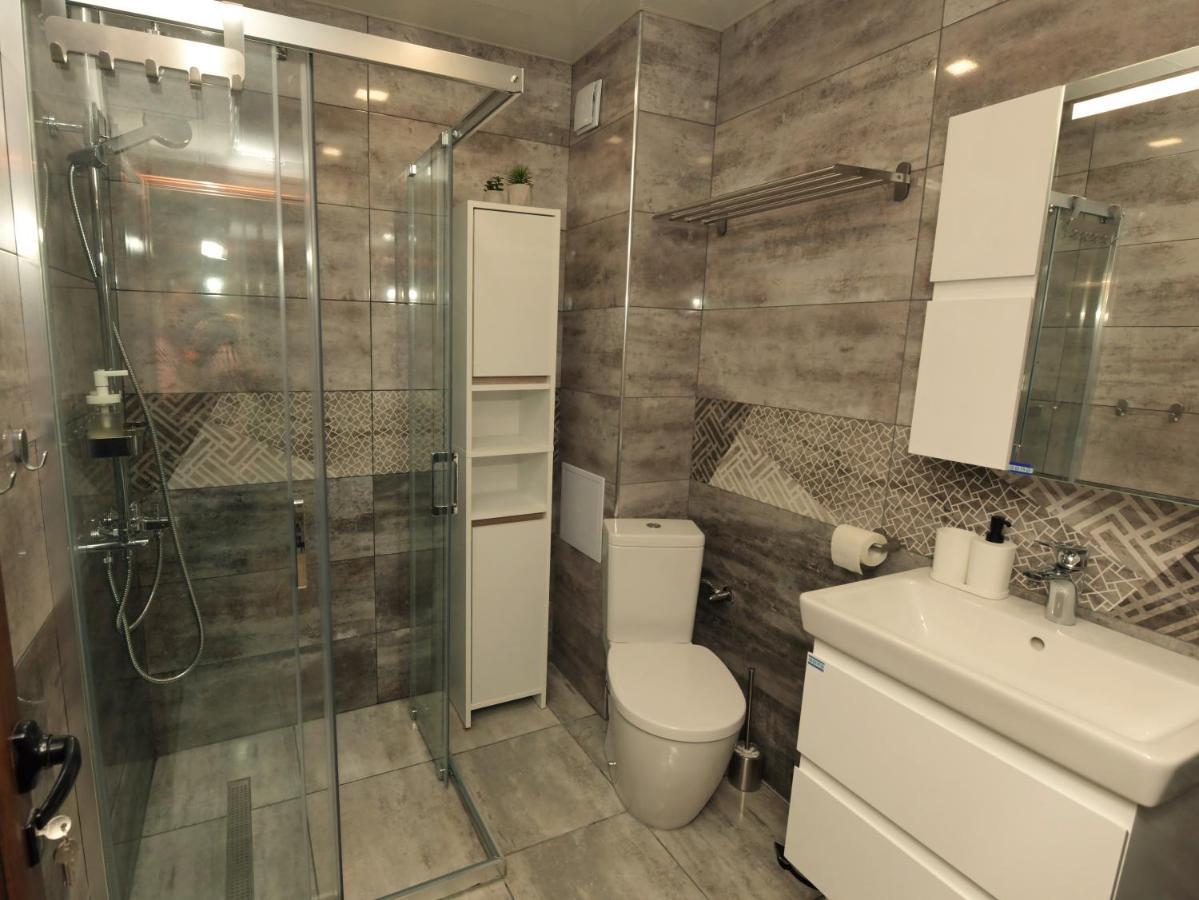 Kalina Apartment Kazanluk Bagian luar foto